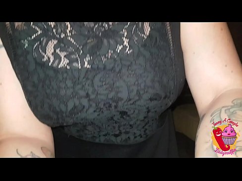 ❤️ slutty stepister እሱን ምት እና ስፓኒሽ ይሰጠዋል ️  በእኛ